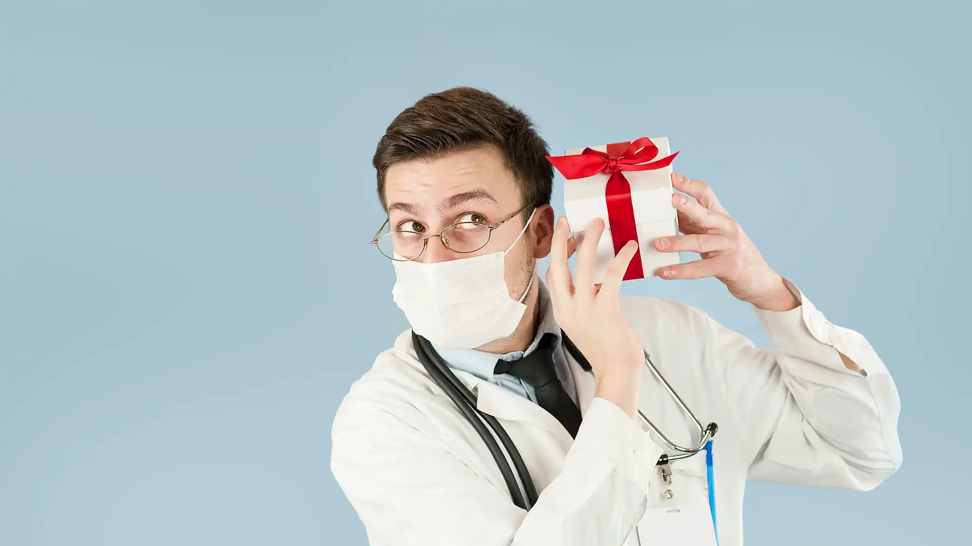 7 Christmas gift ideas your medical practice staff will love